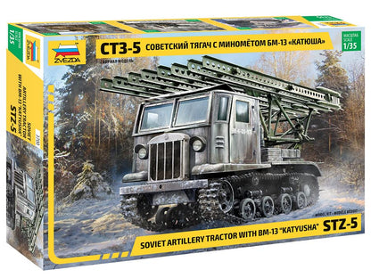 Zvezda- American,Army 3700-STZ-5 with BM-13 Katyusha, Escala 1/35, Plastic Model Kit, Youth Large / 11-13 (ZS3700