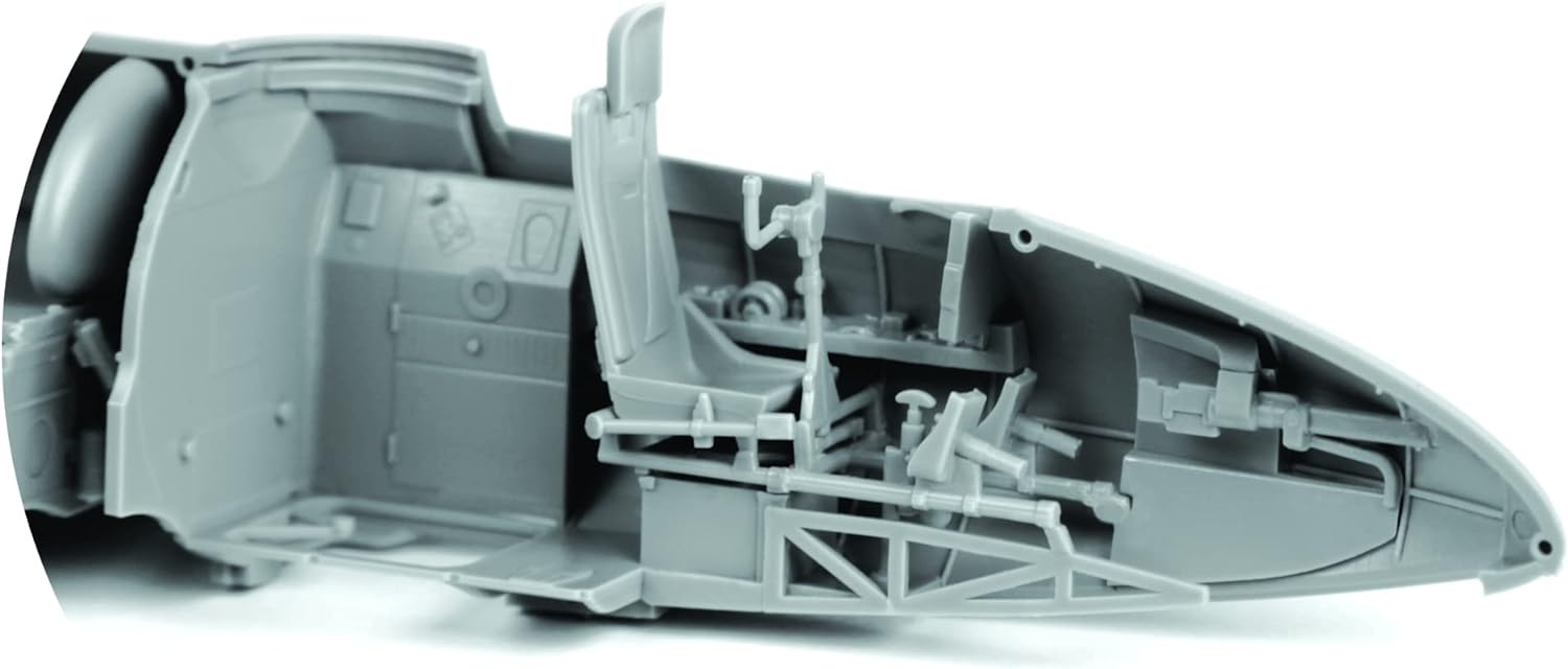 Zvezda 500784809 – 1: 48 Petlyakov Pe 2