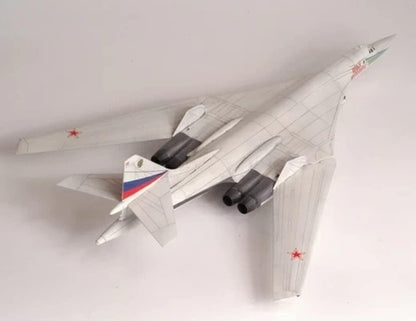 Zvezda 7002 Tupolev Tu-160 blackjack Russian supersonic strategic bomber