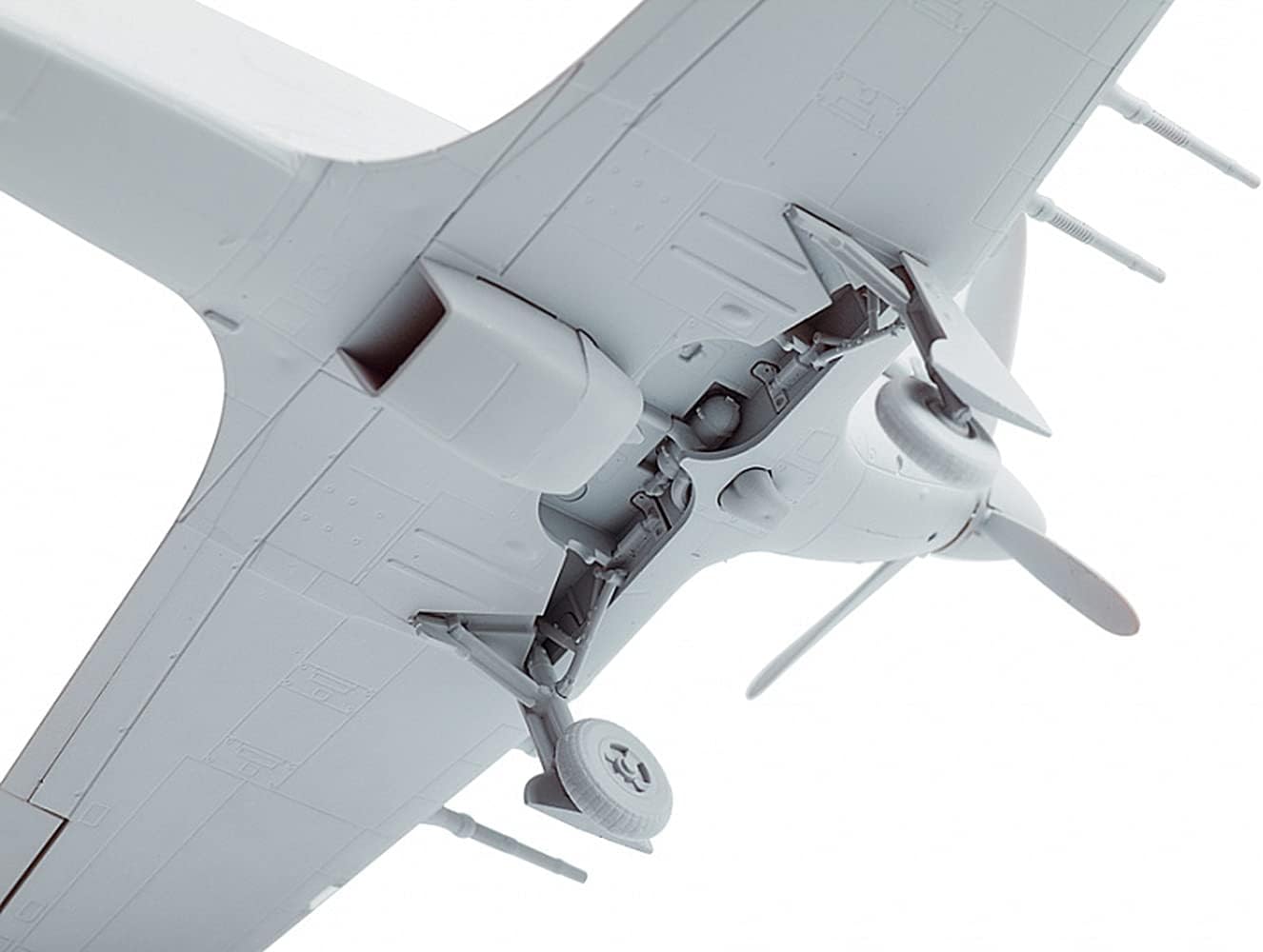Zvezda 7322 Model Kit
