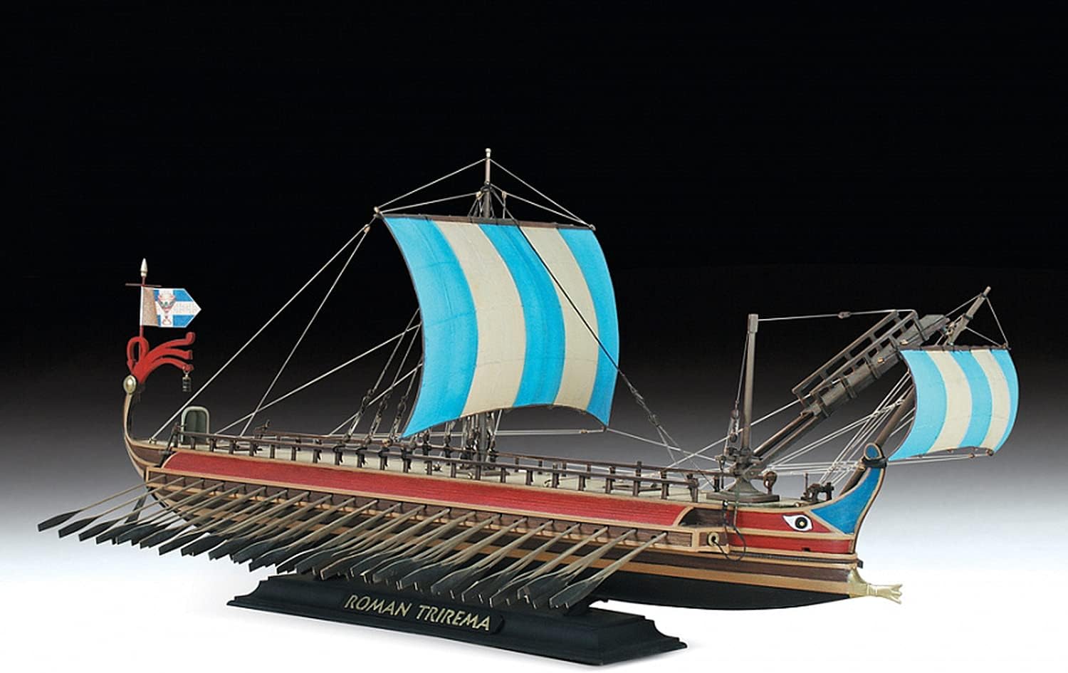Roman Trireme Ship 1:72