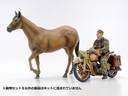 TAMIYA 35385 1:35 Diorama Set Pets Set 2 (8) - Model Building, Plastic Kit, Crafts, Hobby, Gluing, Plastic Kit, Unpainted