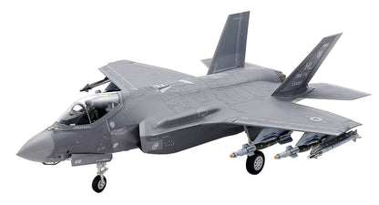 TAMIYA 60792 1:72 F-35A Lightning II - Faithful Replica, Plastic Kit, Crafts, Model Kit, Assembly, Unpainted, Multi-Coloured