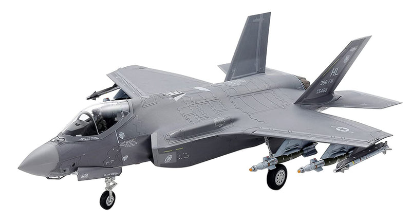 TAMIYA 60792 1:72 F-35A Lightning II - Faithful Replica, Plastic Kit, Crafts, Model Kit, Assembly, Unpainted, Multi-Coloured