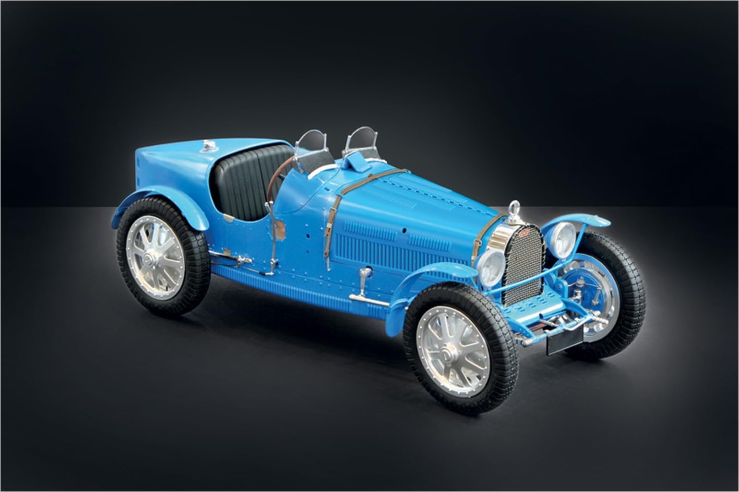Italeri ITA4713 Scale Model kit, Molded Color