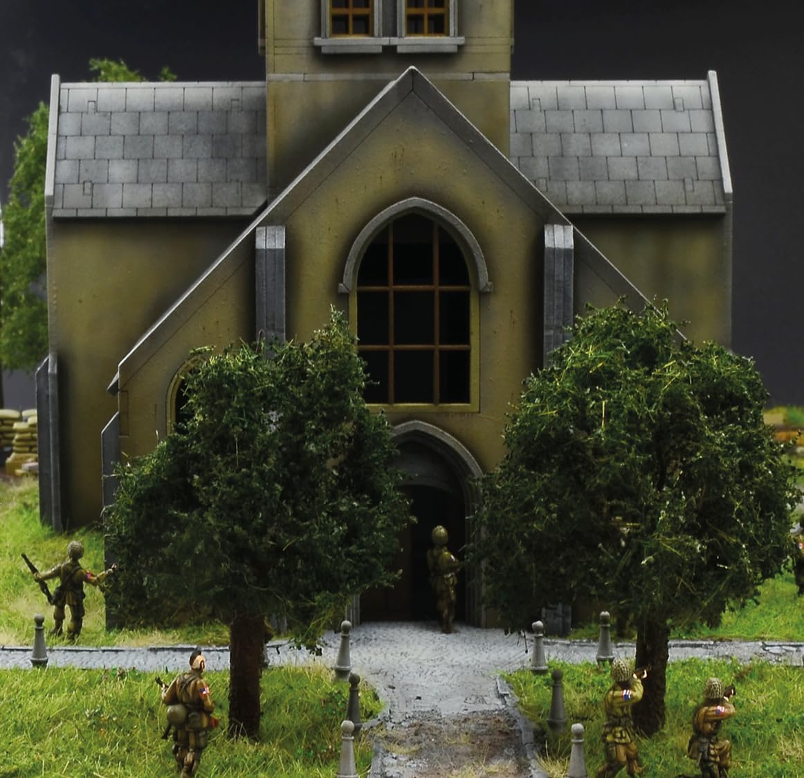 Italeri 6199 1:72 Battle of Normandy St-Mère-Église, Standing Model Building, Crafts, Hobby, Gluing, Plastic Kit, Detailed