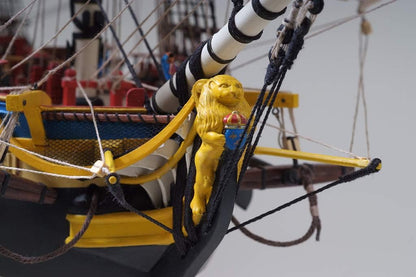 Artesanía Latina 22517N. Wooden ship model Hermione La Fayette 1:89