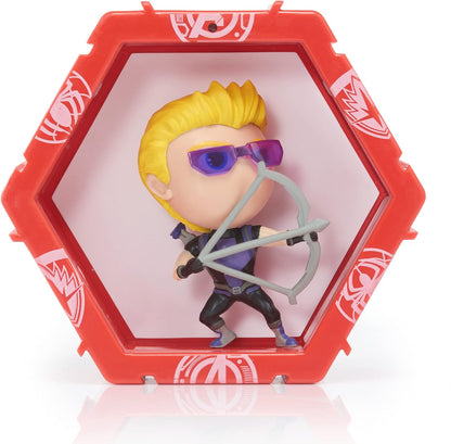 WOW! PODS Wow - Colección Marvel Avengers - Ojo de Halcón - Figura Coleccionable con luz y Sensor de Movimiento (Deqube 918MVL101638)