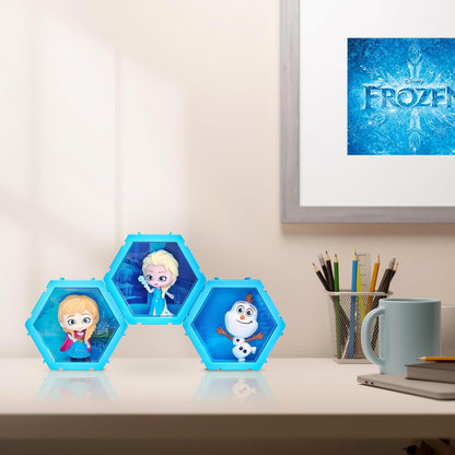 WOW! PODS - 4D Disney Elsa, Unique Connectable Collectable Bobble-head figure that Bursts from their World into Yours, Wall or Shelf Display, Disney Toys and Gifts, Series 1 no. 425