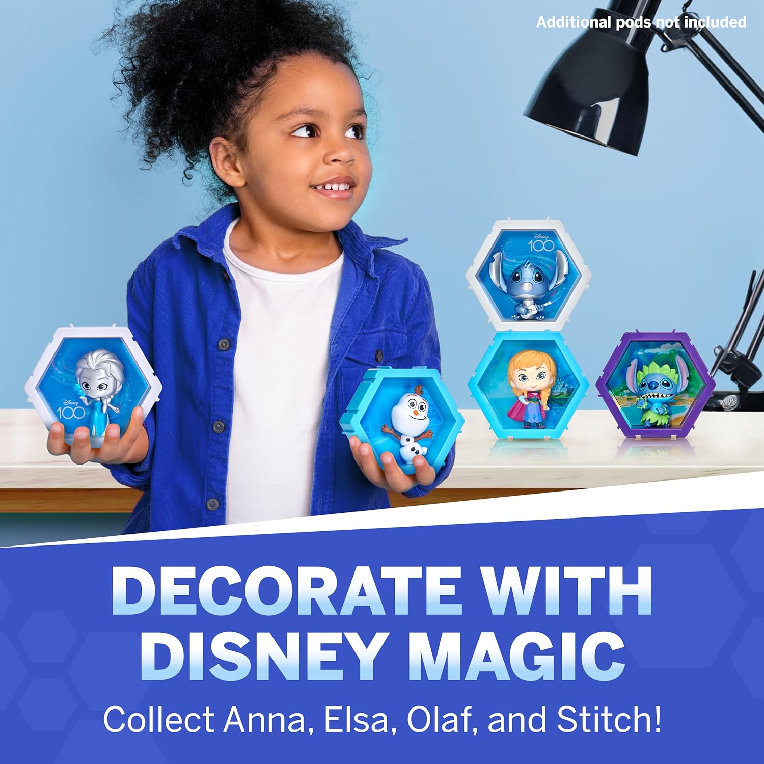 WOW! PODS 4D Disney Frozen Anna, Connectable Collectable Bobble-head figure that Bursts from their World into Yours, Wall or Shelf Display, Disney Toys and Gifts, Series 1 no. 425