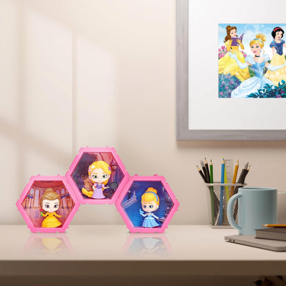 WOW! PODS - 4D Disney Cinderella, Unique Connectable Collectable Bobble-head figure that Bursts from their World into Yours, Wall or Shelf Display, Disney Toys and Gifts, Series 1 no. 424 4D Cinderella
