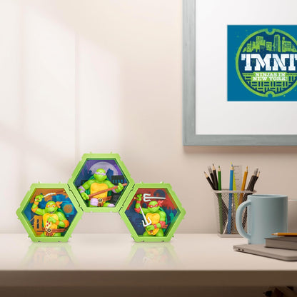 WOW! PODS - 4D Ninja Turtles Michelangelo, Unique Connectable Collectable Bobble-head figure that Bursts from their World into Yours, Wall or Shelf Display, Series 1 no. 432 4D Michelangelo