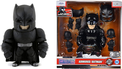 Jada- Batman Figura Metálica Batman Armored, 15cm, Con Armadura Desmontable y Ojos con Luz, Cultura Pop, Coleccionable, A Partir de 8 Años (253213009)