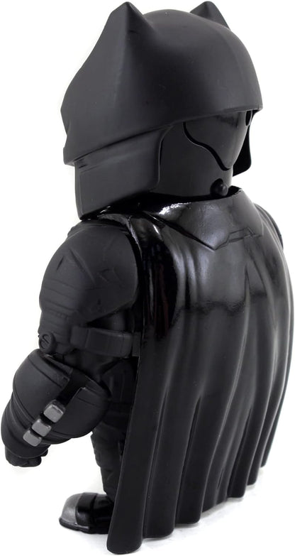 Jada- Batman Figura Metálica Batman Armored, 15cm, Con Armadura Desmontable y Ojos con Luz, Cultura Pop, Coleccionable, A Partir de 8 Años (253213009)