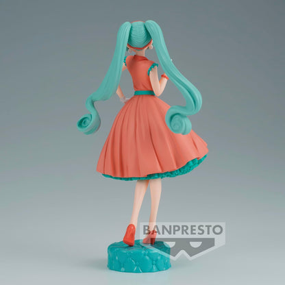 Hatsune Miku World Journey Vol.1 Statue 18cm, Banpresto BP88648P Hatsune Miku, World Journey Vol.1 Actionfigur, 18 cm, mehrfarbig, Banpresto - Hatsune Miku - World Journey Vol.1 Statue