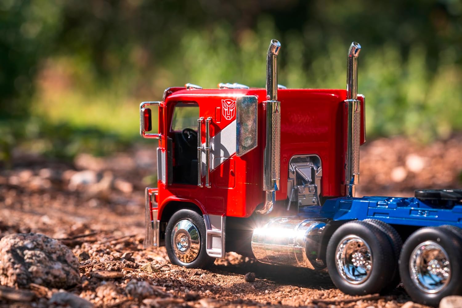 Transformers Véhicule 1/24 Big Rig T7 Optimus Prime