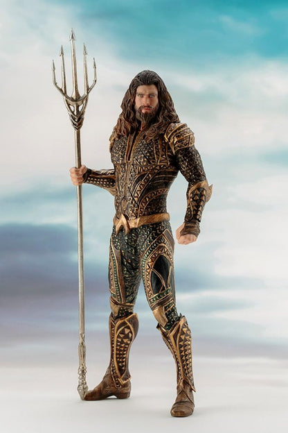 DC Universe Justice League ARTFX+ Statue Aquaman