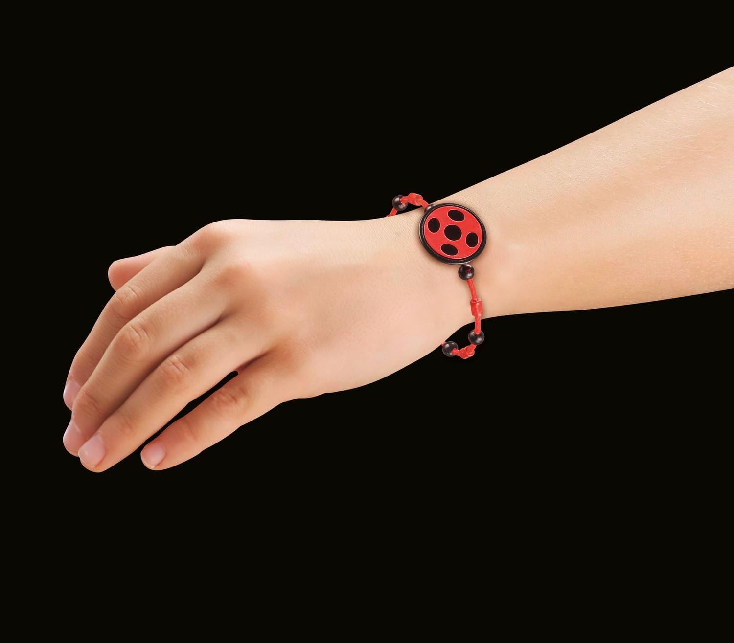 Playmobil 71336 Miraculous: Marinette & Ladybug, including Kwami Tikki and diverse accessories, adventure with Ladybug, fun imaginative role play, detailed play sets suitable for children ages 4+