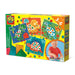 SES Creative 14830 Dinosaurier Mosaik Lernset für Kinder - Mit 4 großen Metallic-Mosaikkarten ab 3 Jahren, Diverse Farben