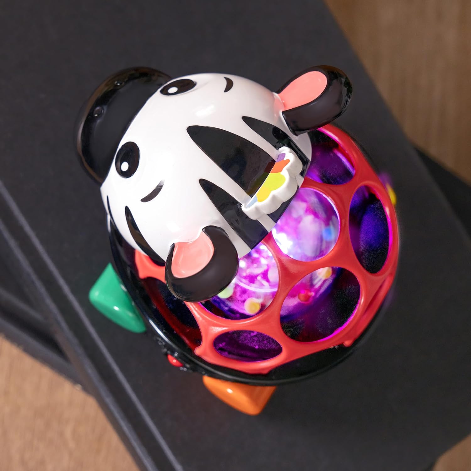 Baby Einstein Coche de Juguete y Pelota sonajero Curious Car de Zen, Luces, a Partir de Tres Meses, la Cebra Zen