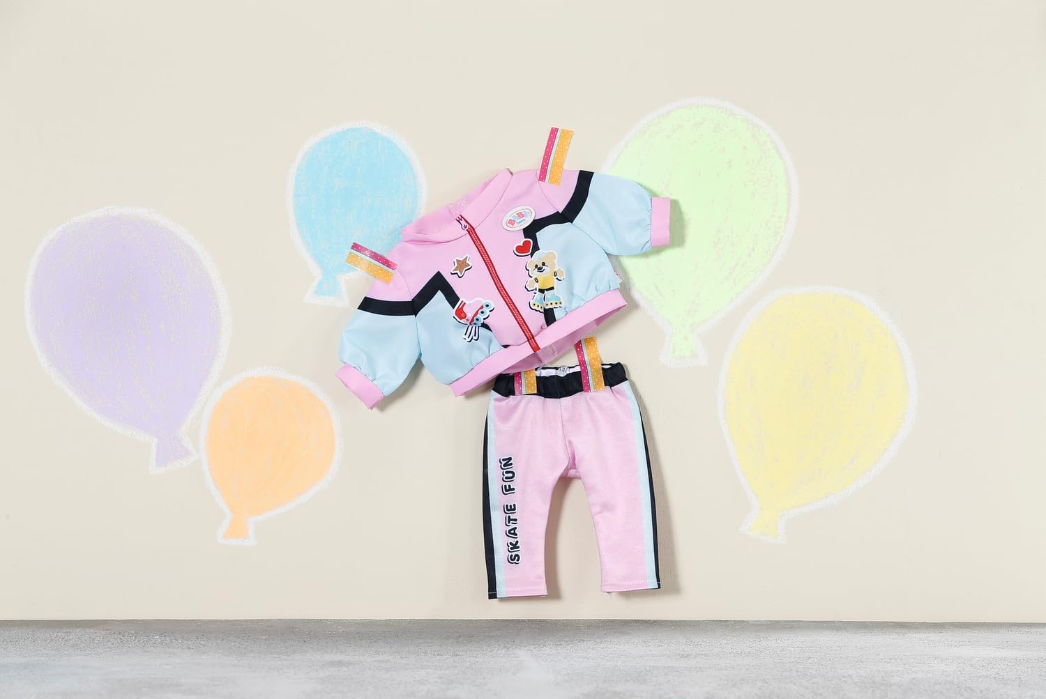 BABY born Little Jogging Suit 836347 - Two-Piece Suit with Matching Trousers, Jacket, and Hanger for 36cm Dolls - Easy for Kids to Dress Independently - Suitable for Children from 1 Years Old