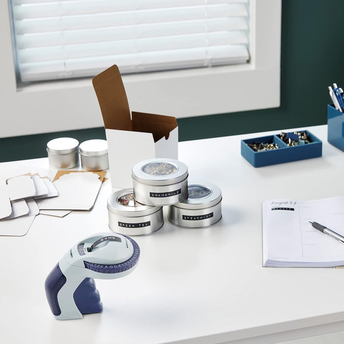 DYMO Omega rotuladora de estampación | Rotuladora de estampación pequeña con sistema de giro y clic y diseño ergonómico | Para uso doméstico y proyectos de manualidades (€, Ñ, Å, Æ y Ø