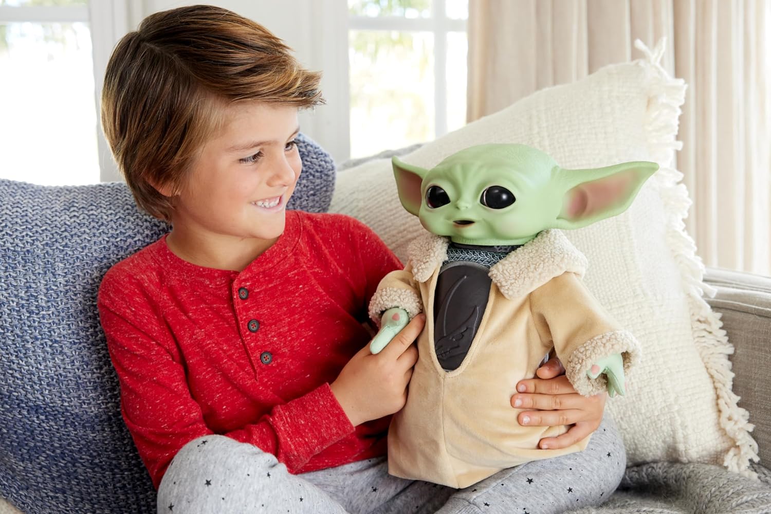 Mattel Star Wars Din Grogu Plush Toy, 11-inch Soft Doll with Hard Head & Bean-Filled Base, Inspired by Star Wars: The Mandalorian Season 3, HPG49