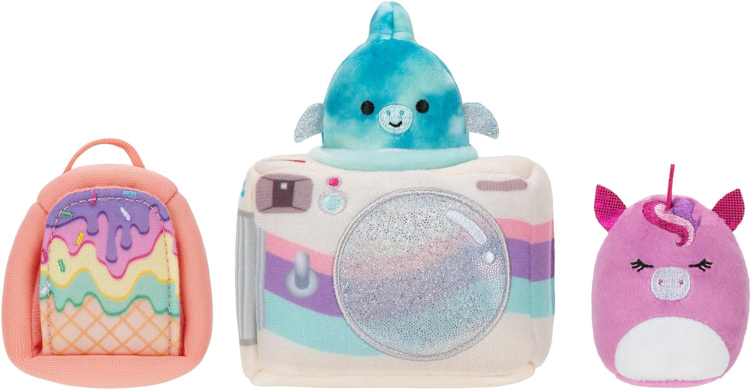 Squishville SQM0515 Accessory Set Weekend Trip Super Soft Mini Squishmallows 5 cm Plush Figures with Accessories