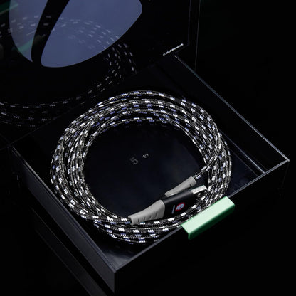 numskull Armadio ufficiale Xbox LED da gioco, supporto controller e supporto per cuffie per PS4/PS5 e Xbox Series X|S, diverse impostazioni di illuminazione a LED, spedizione ufficiale Xbox