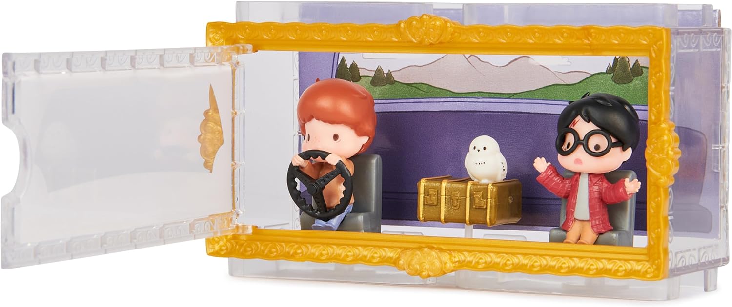 Wizarding World Harry Potter, Micro Magical Moments Year 2 Flying Car Figure Set with Harry, Ron, Hedwig & Display Case, Kids’ Toys for Ages 6+