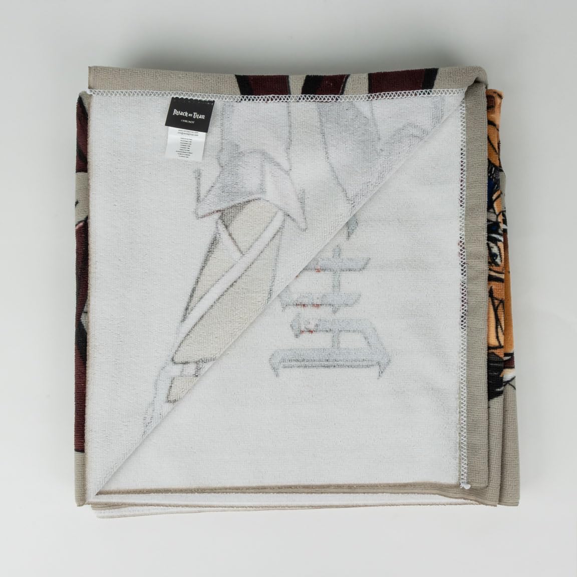 Attack on Titan Handtuch Group 70 x 140 cm