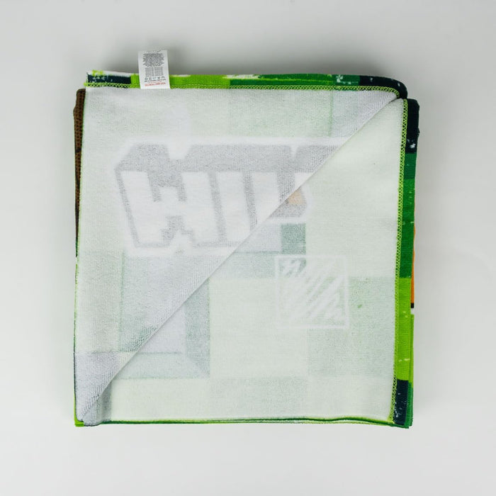 CERDÁ LIFE'S LITTLE MOMENTS Minecraft Kids Towel - Green - 70x140cm - Made with 100% Polyester 240 gsm - Small Towel - Minecraft Characters Print - Original Product Designed in Spain