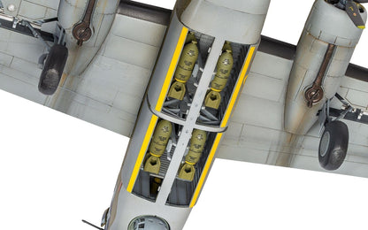 Airfix Model Set - A09010 Consolidated B-24H Liberator Model Building Kit - Plastic Model Plane Kits for Adults & Children 8+, Set Includes Sprues & Decals- 1:72 Scale Model