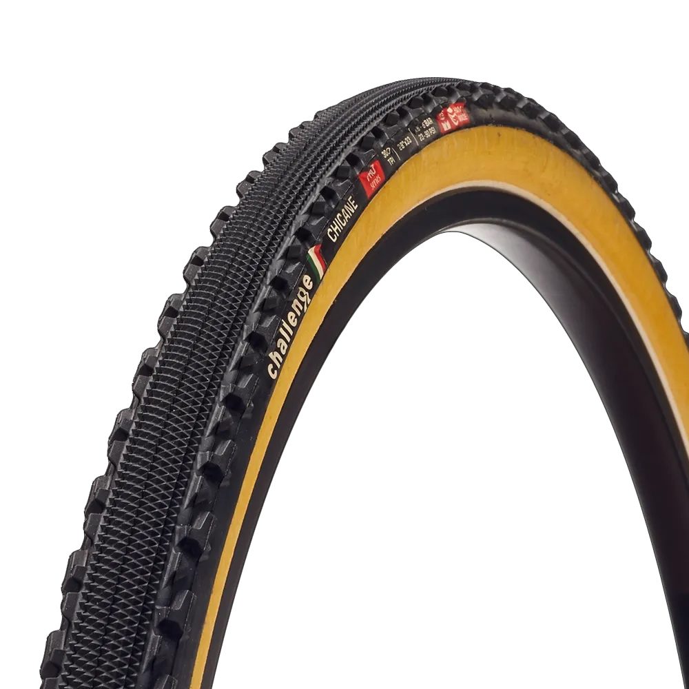 Tubo pneumatico Challenge Chicane Pro 700 X 33 C