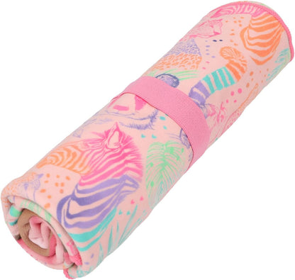 Depesche TOPModel Wild 12791 Microfibre Towel with Model Motif and Colourful Animal Pattern, with Elastic Band for Rolling Up and Fixing