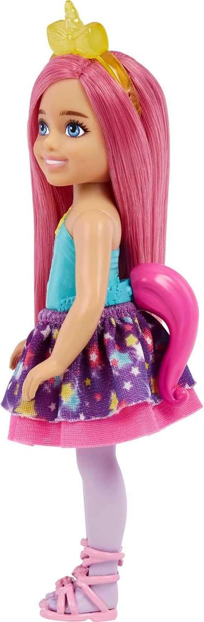 Barbie Dreamtopia Chelsea Small Doll and Accessories, Playset with Gazebo Swing, Kitten and More, HLC27