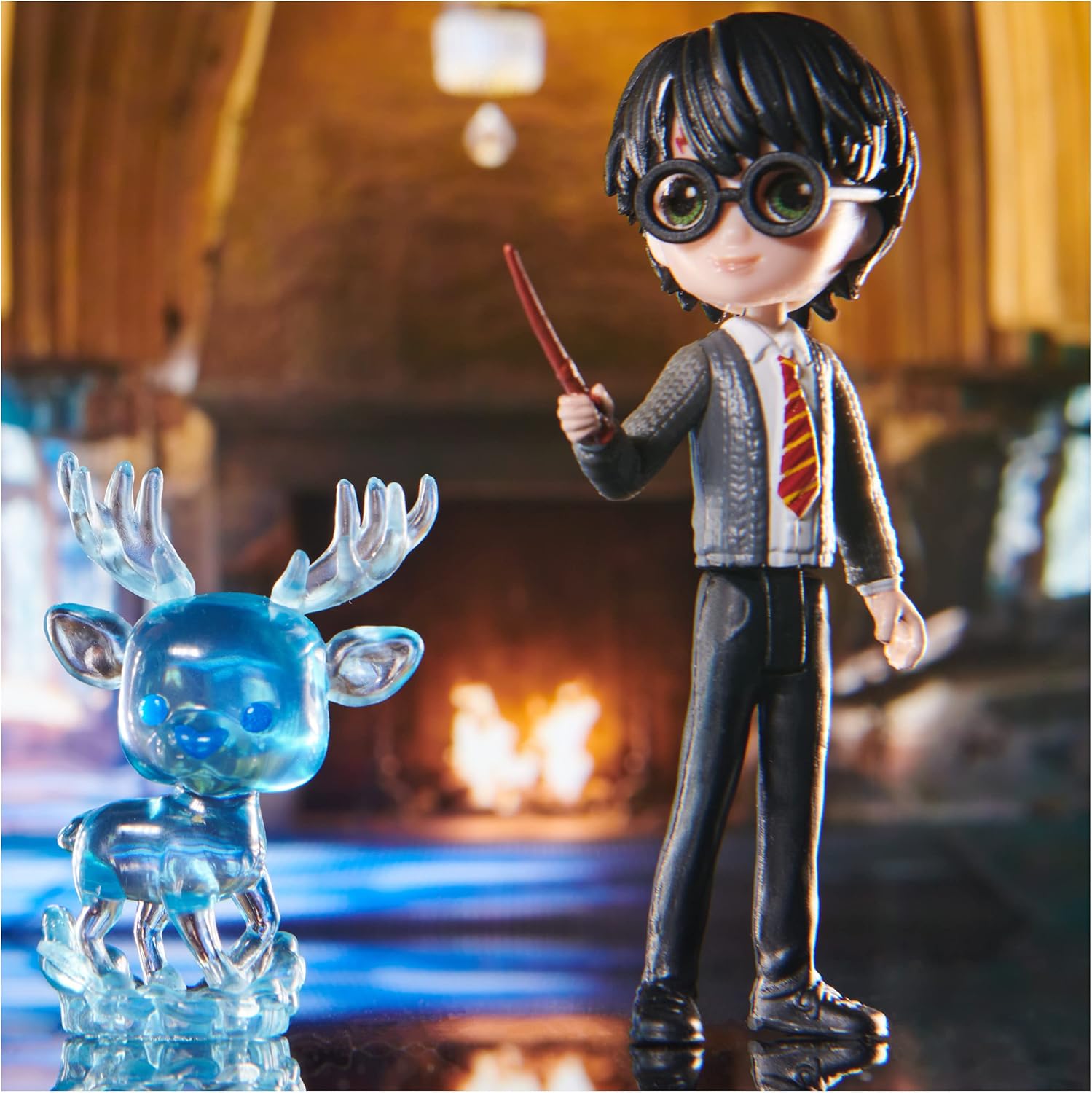 Wizarding World Harry Potter - Freunde Spielset mit Harry Potter und Ginny Weasley Sammelfiguren sowie 2 Patronus-Schutzwesen, Spielzeug für Kinder ab 5 Jahren, Fanartikel Harry, Ginny & 2 Patronus