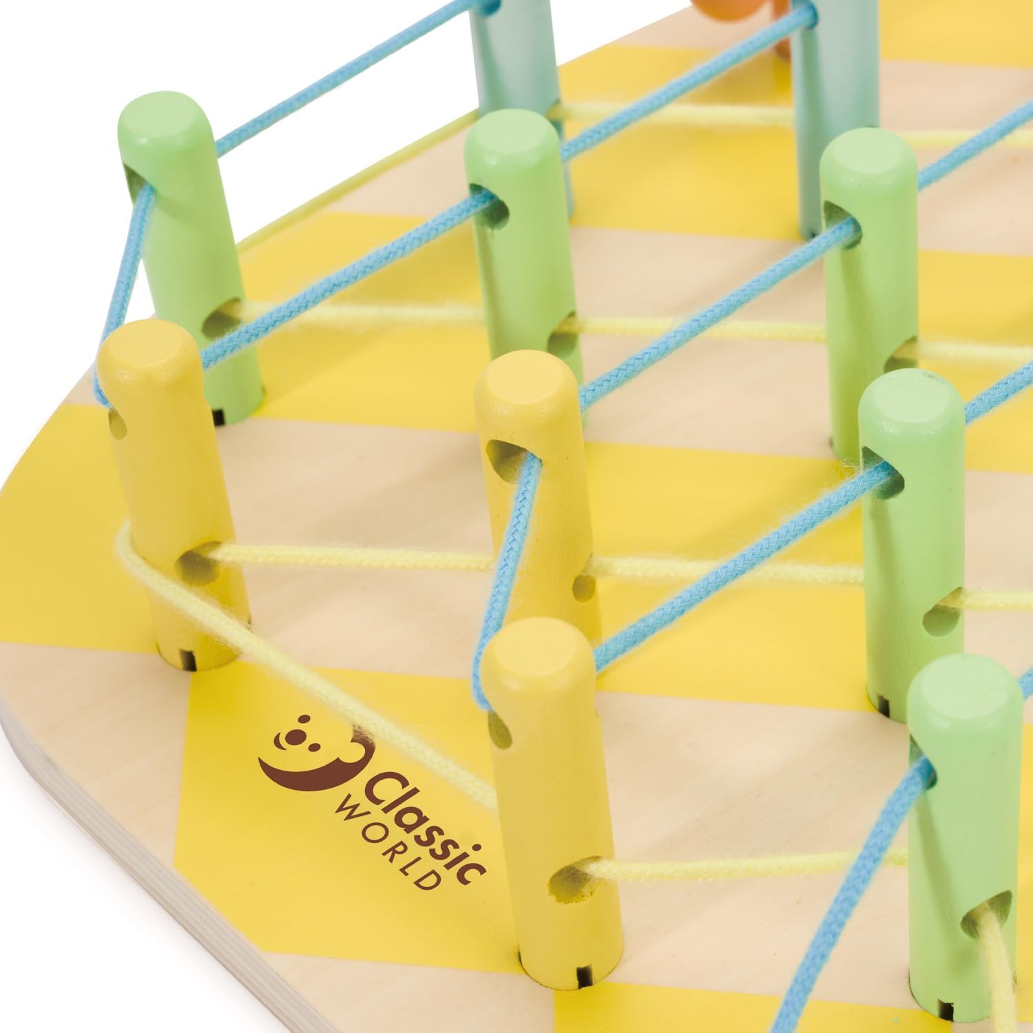 Classic World CW20181 Pineapple Linking Game