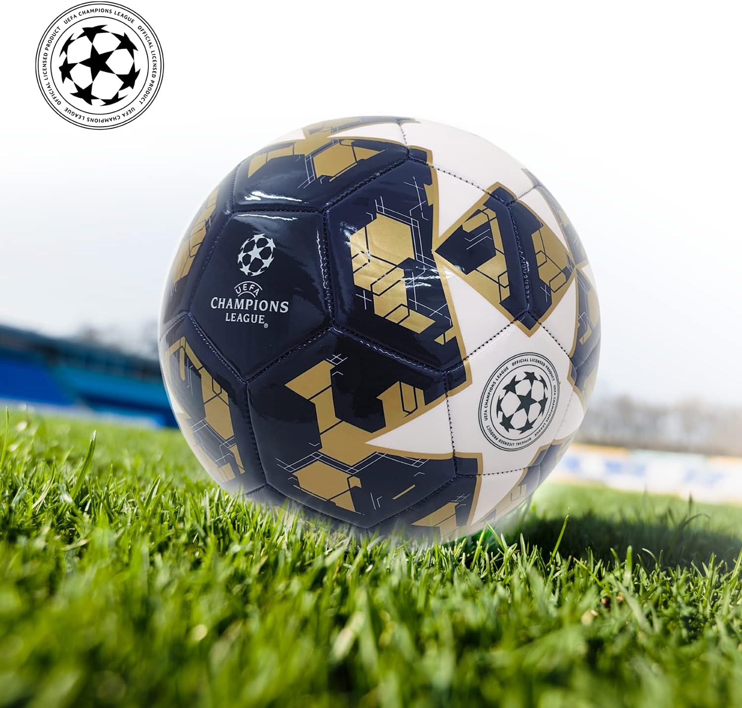 Mondo Toys - Pallone da Calcio Cucito CHAMPIONS LEAGUE - Prodotto Ufficiale - misura 5 - 400 g - colore Oro Blu 23001