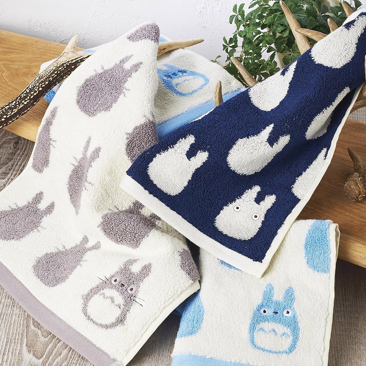 My Neighbor Totoro Mini Towel White Totoros 33 X 36 Cm
