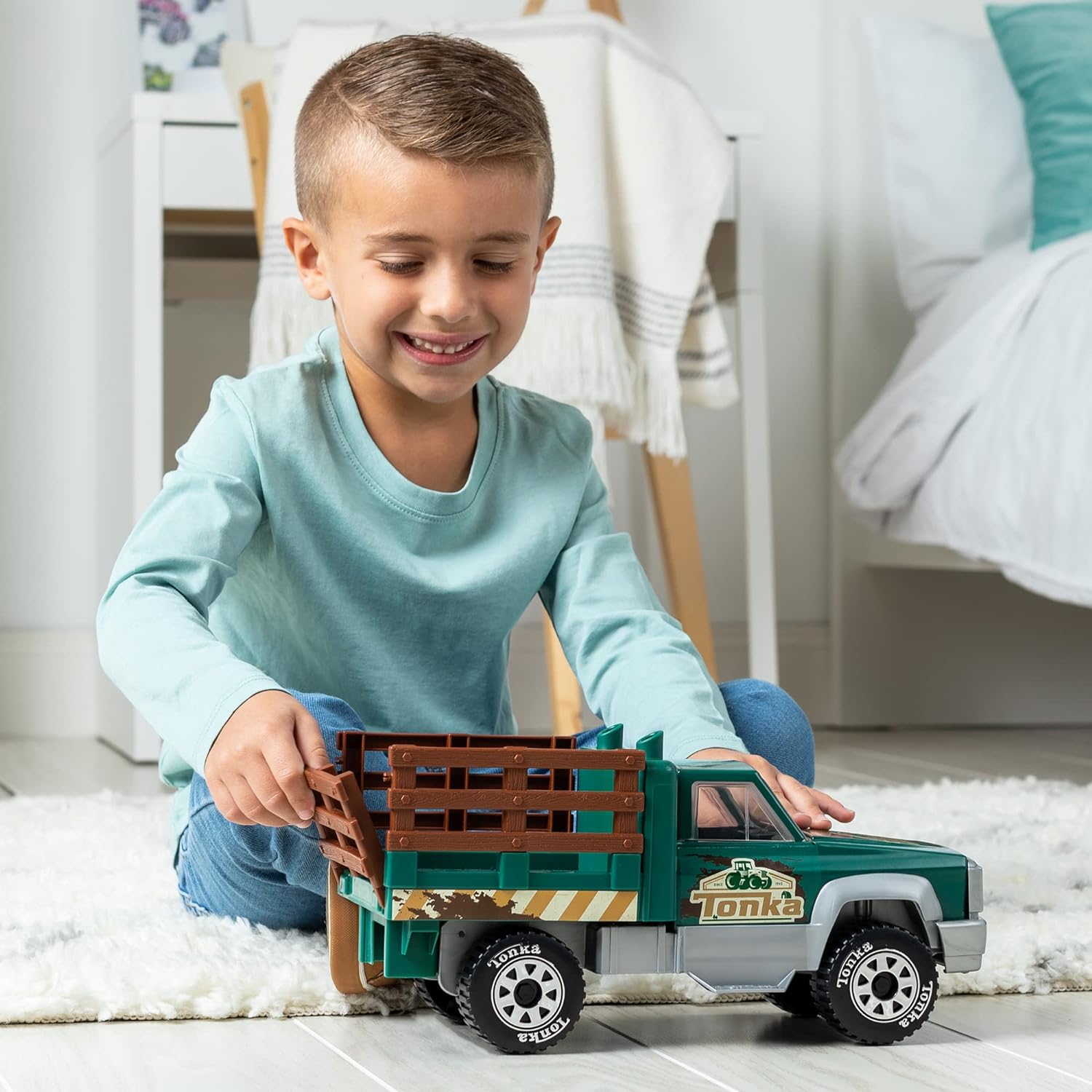 Tonka Steel Classics | Farm Truck | Kids Construction Gift Toys for Boys Girls, Building Construction for Creative Play STEM Development, Suitable for Kids Ages 3+ | Basic Fun 06277 FFP