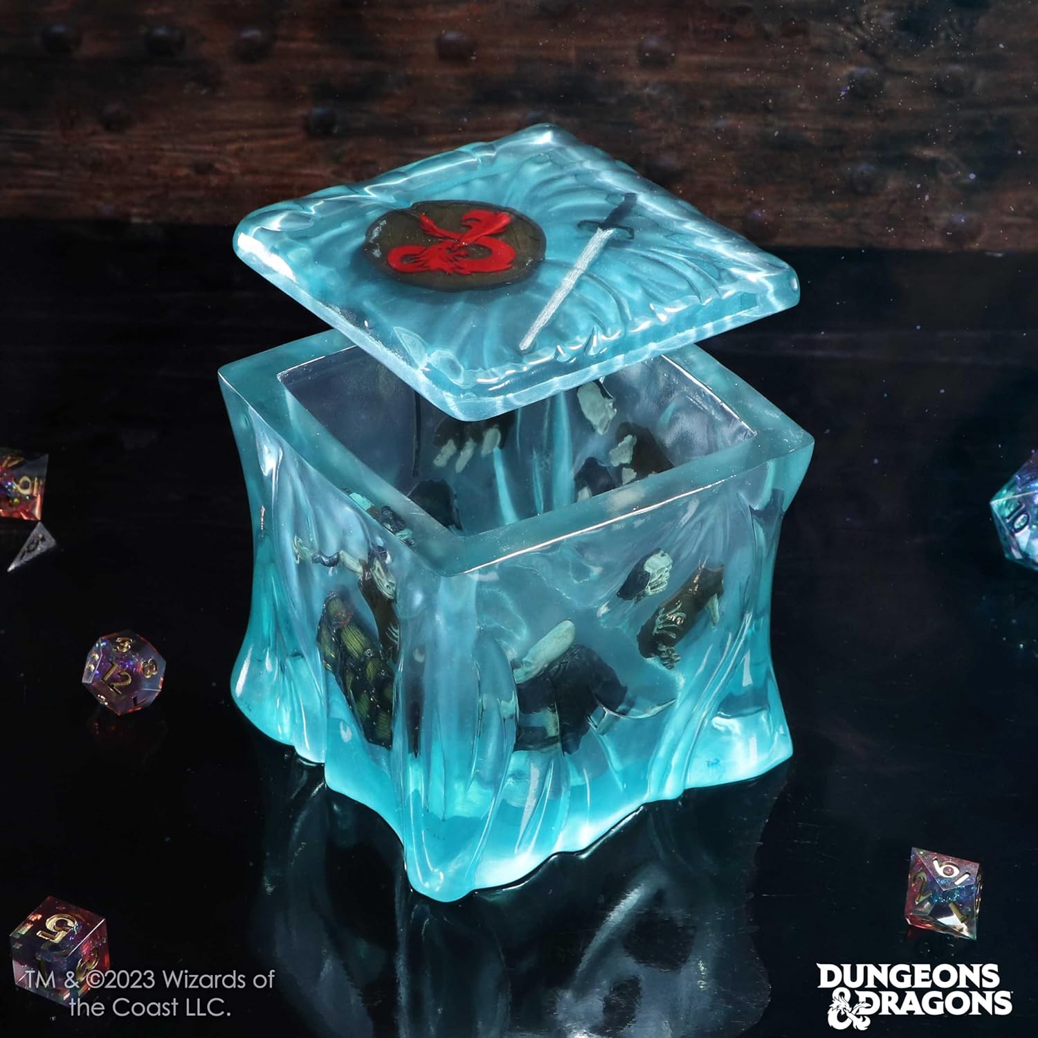 Nemesis Now Dungeons & Dragons Gelatinous Cube Dice Box 11cm, Resin, Blue, Officially Licensed D&D Merchandise, Translucent Gelatinous Cube Monster Box, Cast in the Finest Resin, Expertly Hand-Painted
