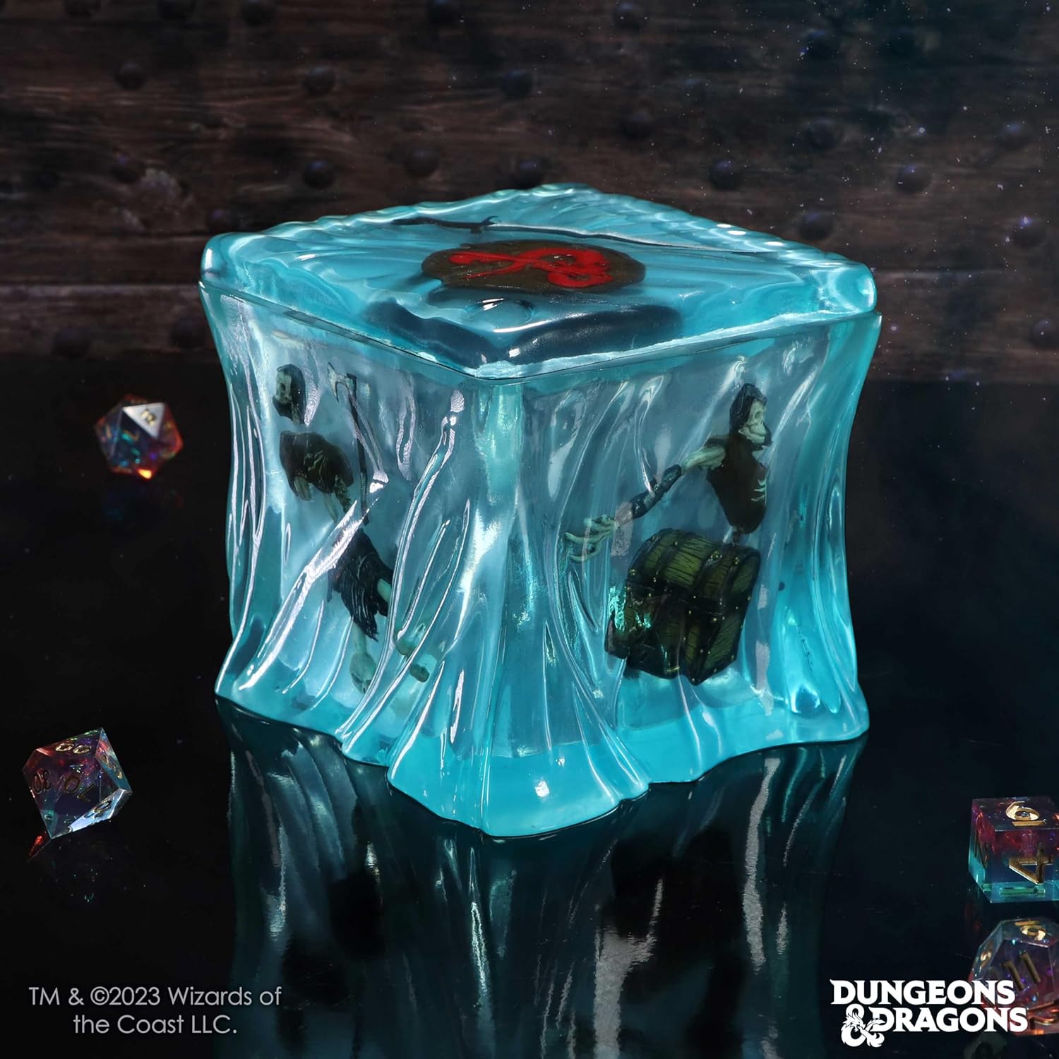 Nemesis Now Dungeons & Dragons Gelatinous Cube Dice Box 11cm, Resin, Blue, Officially Licensed D&D Merchandise, Translucent Gelatinous Cube Monster Box, Cast in the Finest Resin, Expertly Hand-Painted