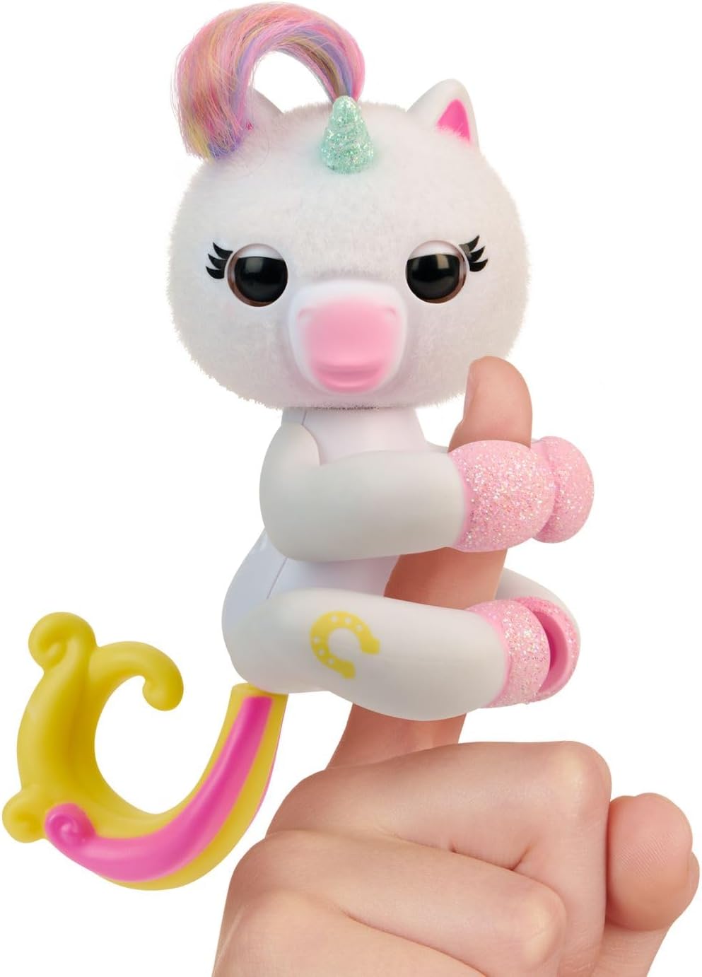 Bizak Fingerlings Unicorn Lulu with 70+ Sounds and Reactions, Styling Fur, Glitter Paws and Her Own Personality (61850005)