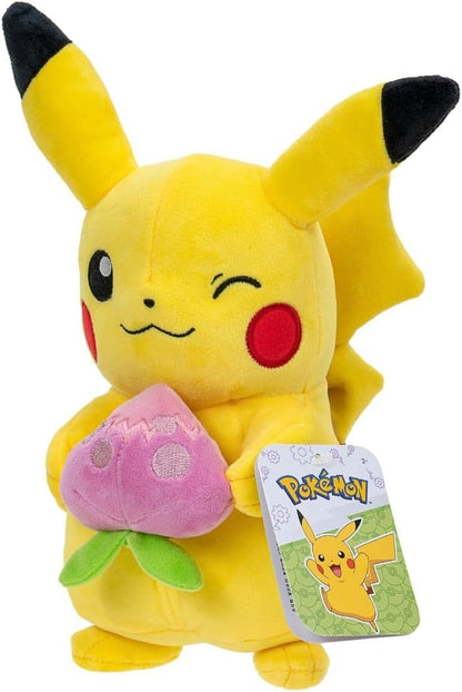 Jazwares Pokémon peluche Pikachu with Pecha Berry Accy 20 cm, Black