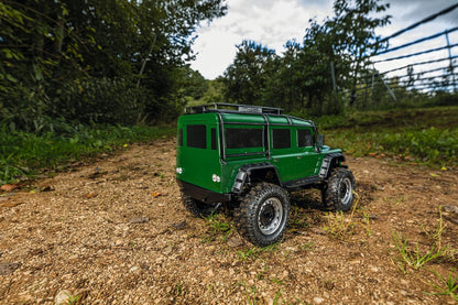 Carson Modellsport Carson 500404236 1:8 Land Rover Defender 100% RTR British Green Car, RC Vehicle, Includes Batteries and Remote Control, Speed km/h, Driving Time 20 Minutes