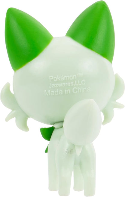 Pokémon Clip ‘N’ Go Sprigatito and Poké Ball - Includes 2-Inch Battle Figure and Poké Ball Accessory