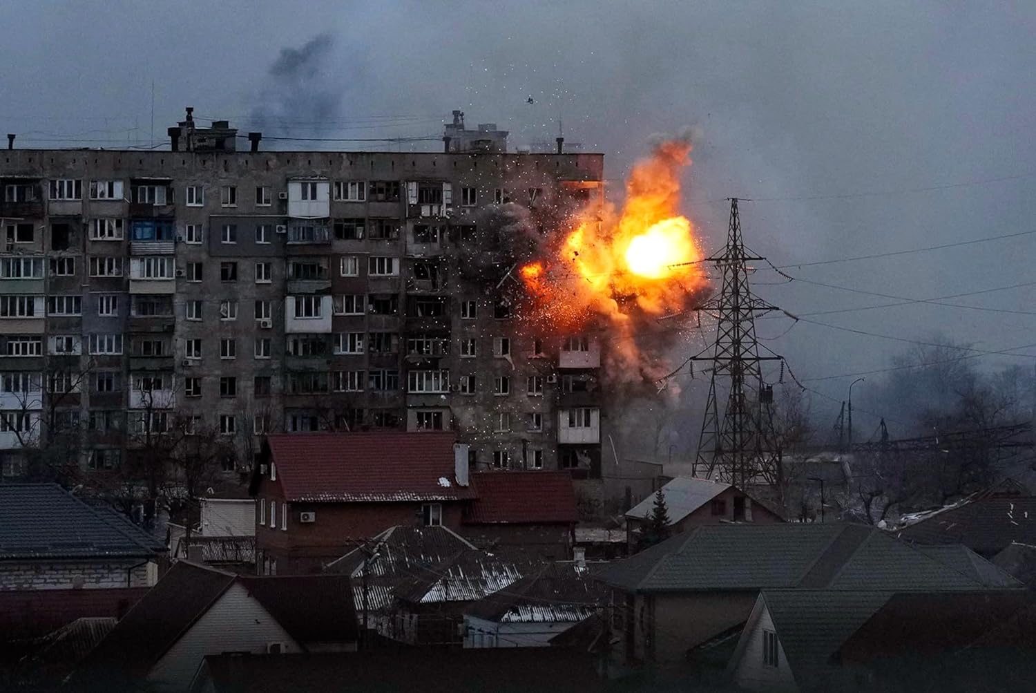 CHERNOV, MSTYSLAV - 20 TAGE IN MARIUPOL