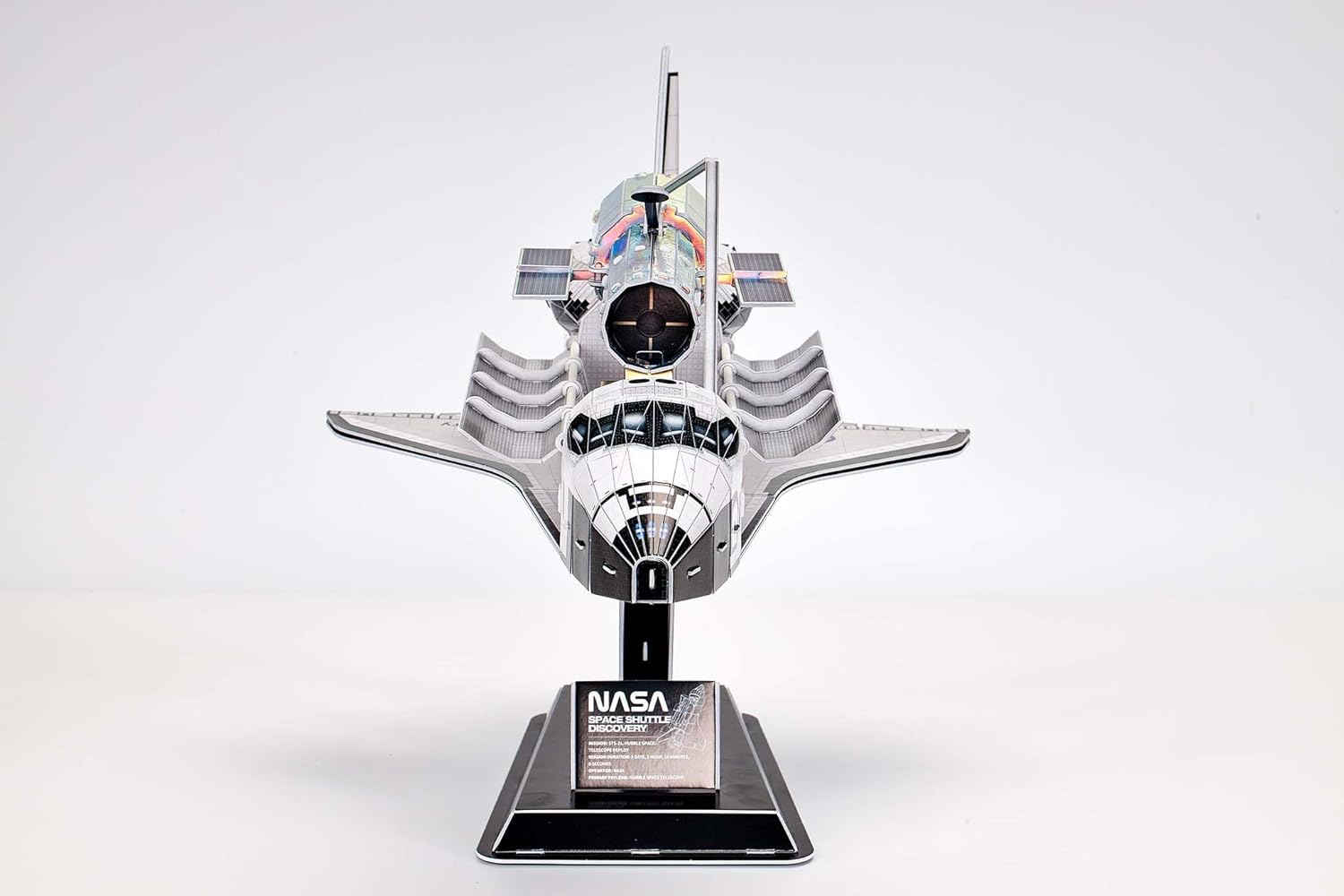 German Level 00251 3D Puzzle Space Shuttle Discovery Paper Craft