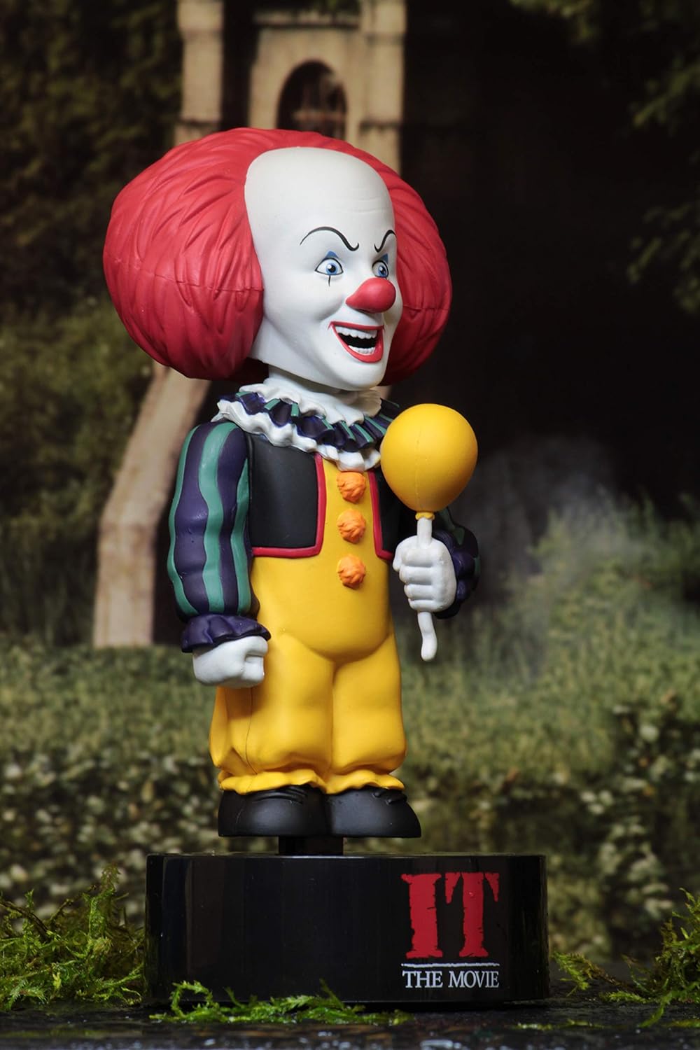 NECA Stephen Kings Es Bodyknocker Pennywise 1990 Hand Painted Plastic Bobble Figure